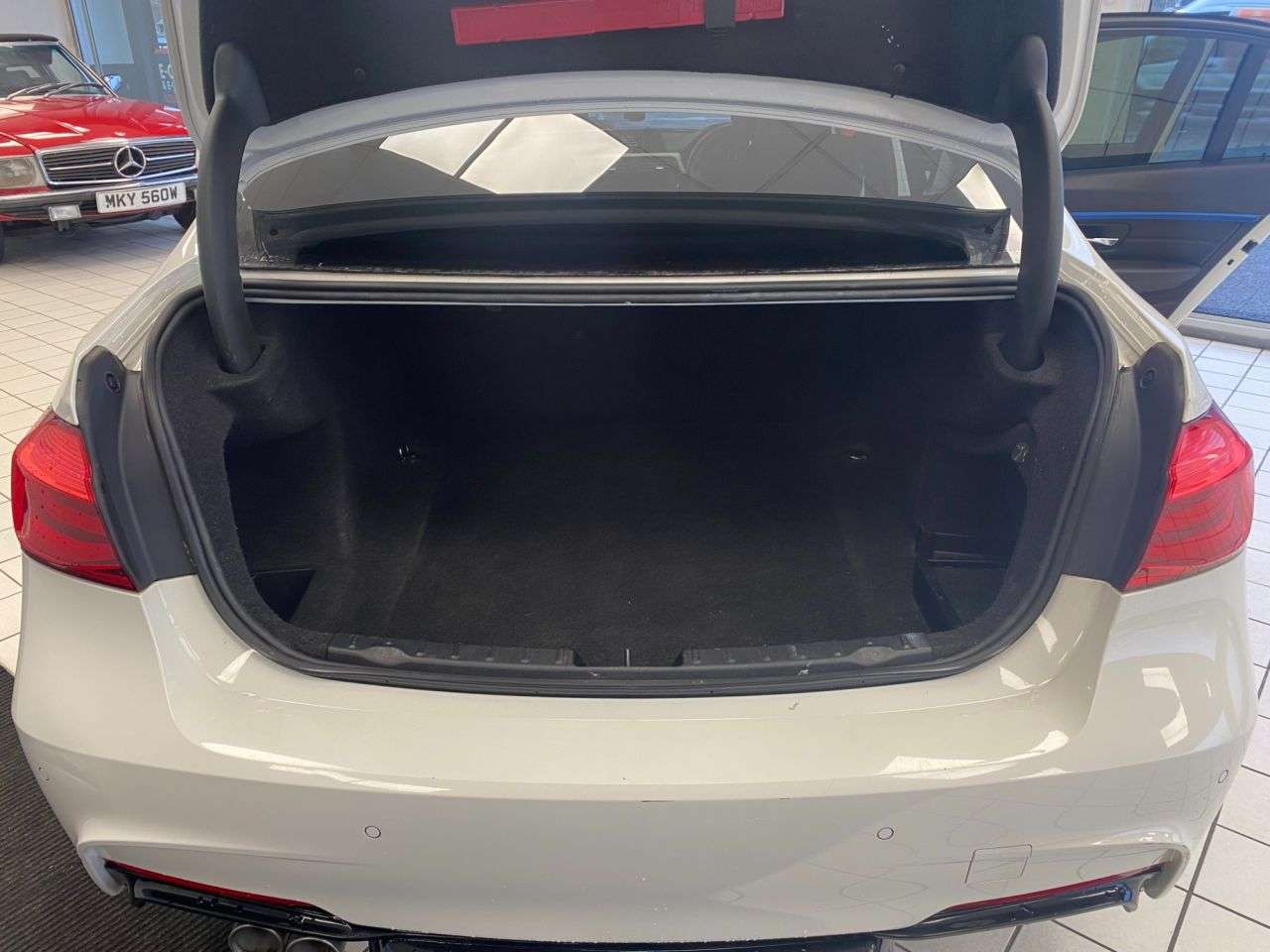 0 BMW 3 SERIES 0 BMW 3 SERIES