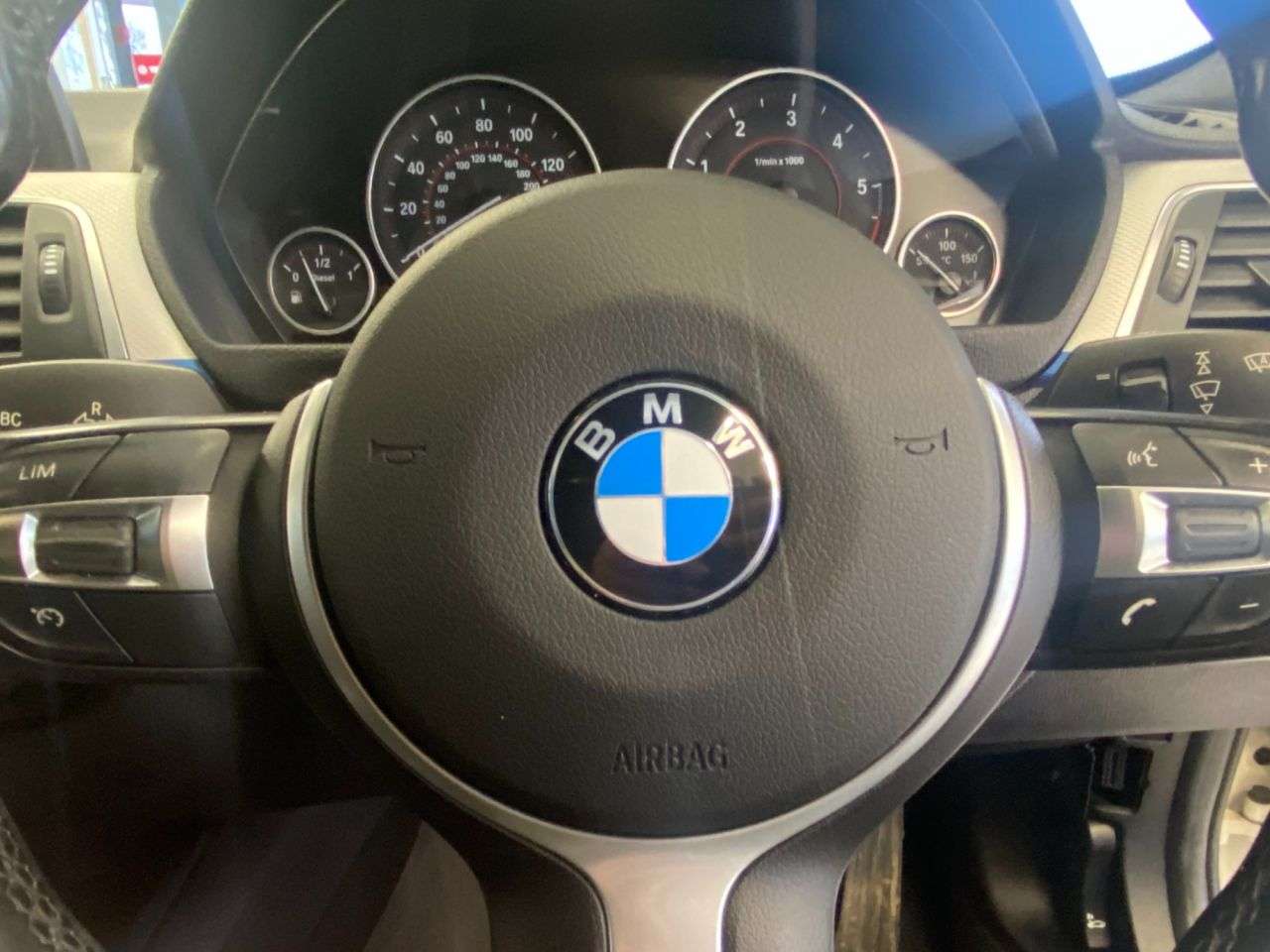 0 BMW 3 SERIES 0 BMW 3 SERIES