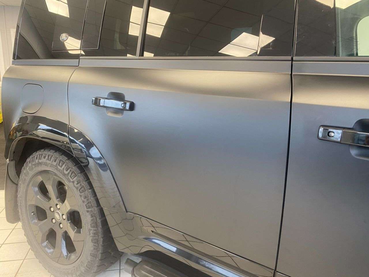 0 LAND ROVER DEFENDER 0 LAND ROVER DEFENDER