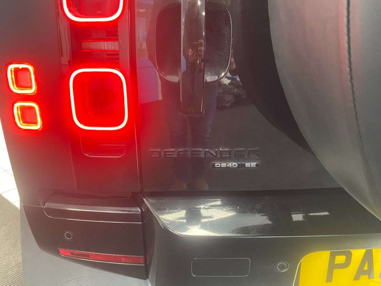 0 LAND ROVER DEFENDER 0 LAND ROVER DEFENDER