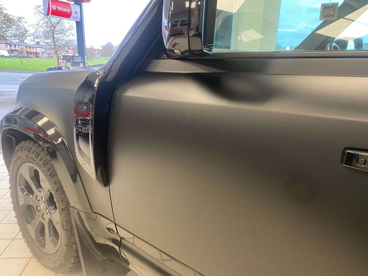 0 LAND ROVER DEFENDER 0 LAND ROVER DEFENDER