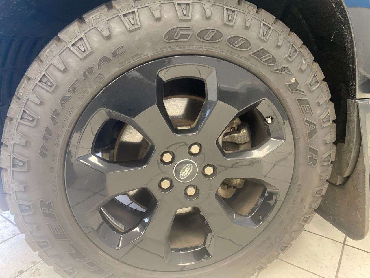 0 LAND ROVER DEFENDER 0 LAND ROVER DEFENDER