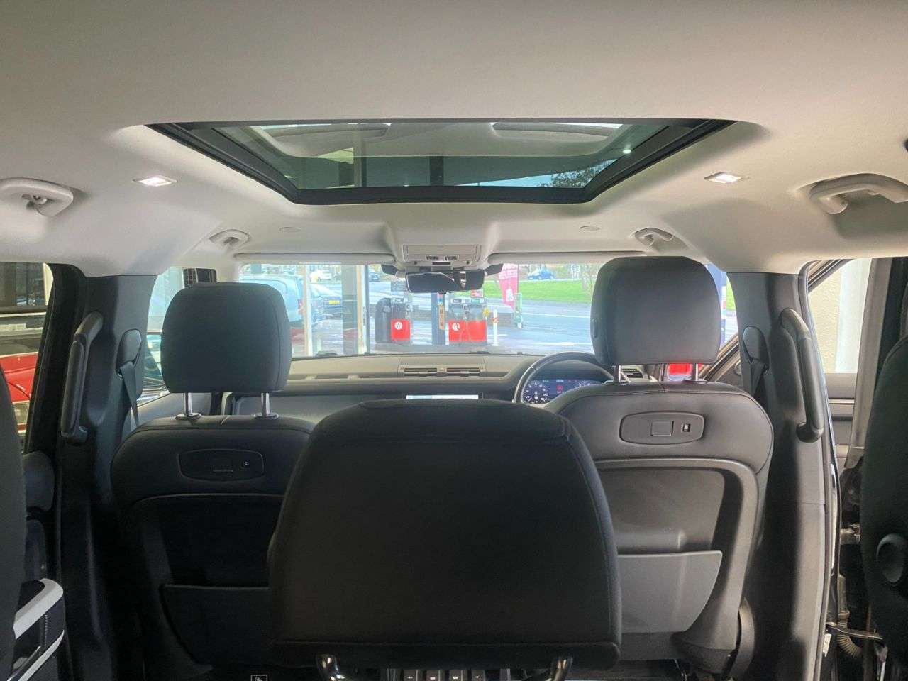 0 LAND ROVER DEFENDER 0 LAND ROVER DEFENDER