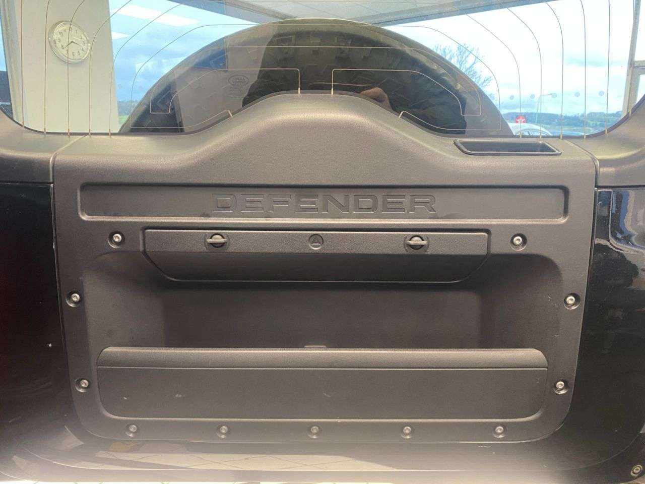 0 LAND ROVER DEFENDER 0 LAND ROVER DEFENDER