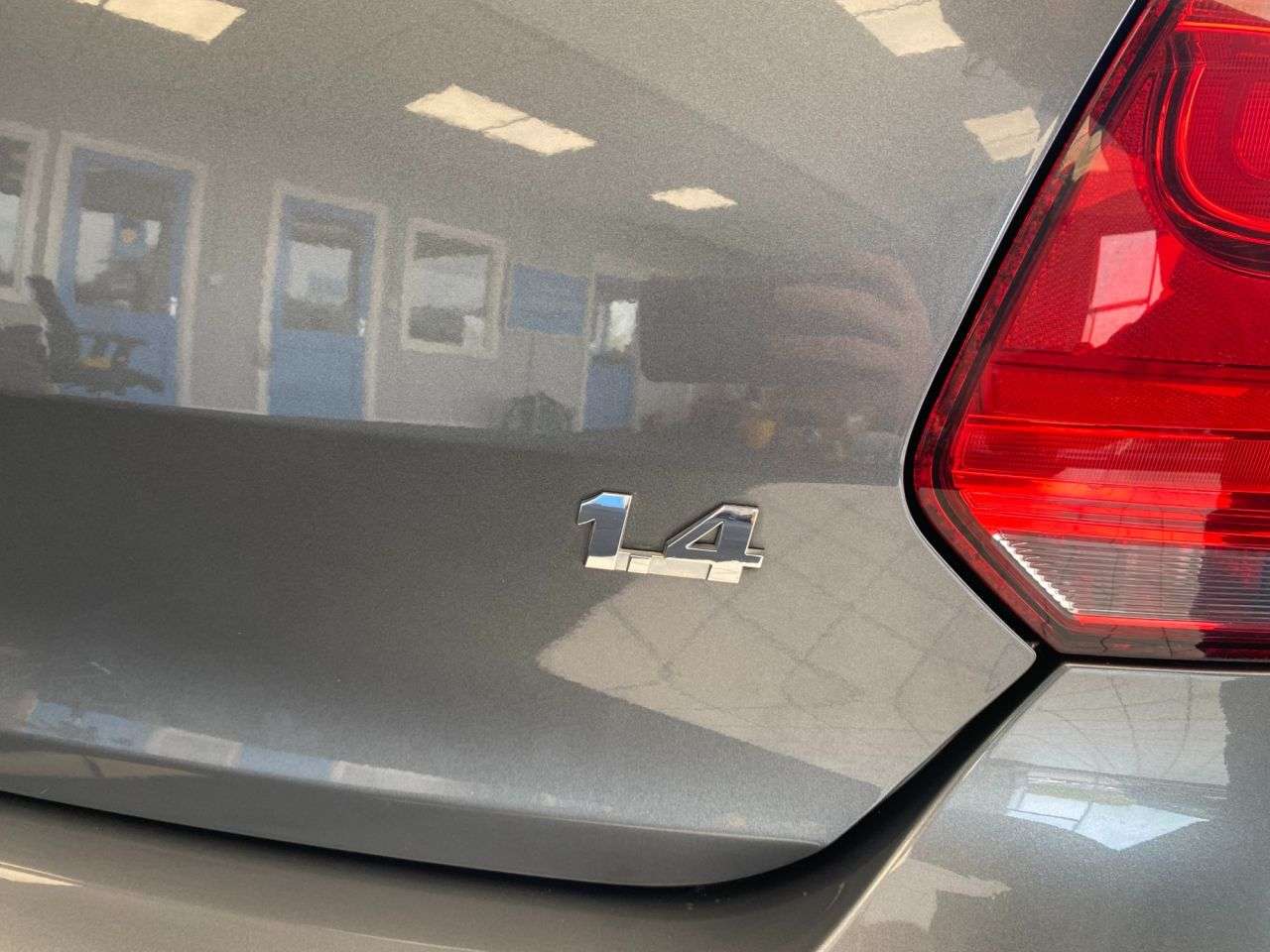 2014 VOLKSWAGEN POLO 2014 VOLKSWAGEN POLO