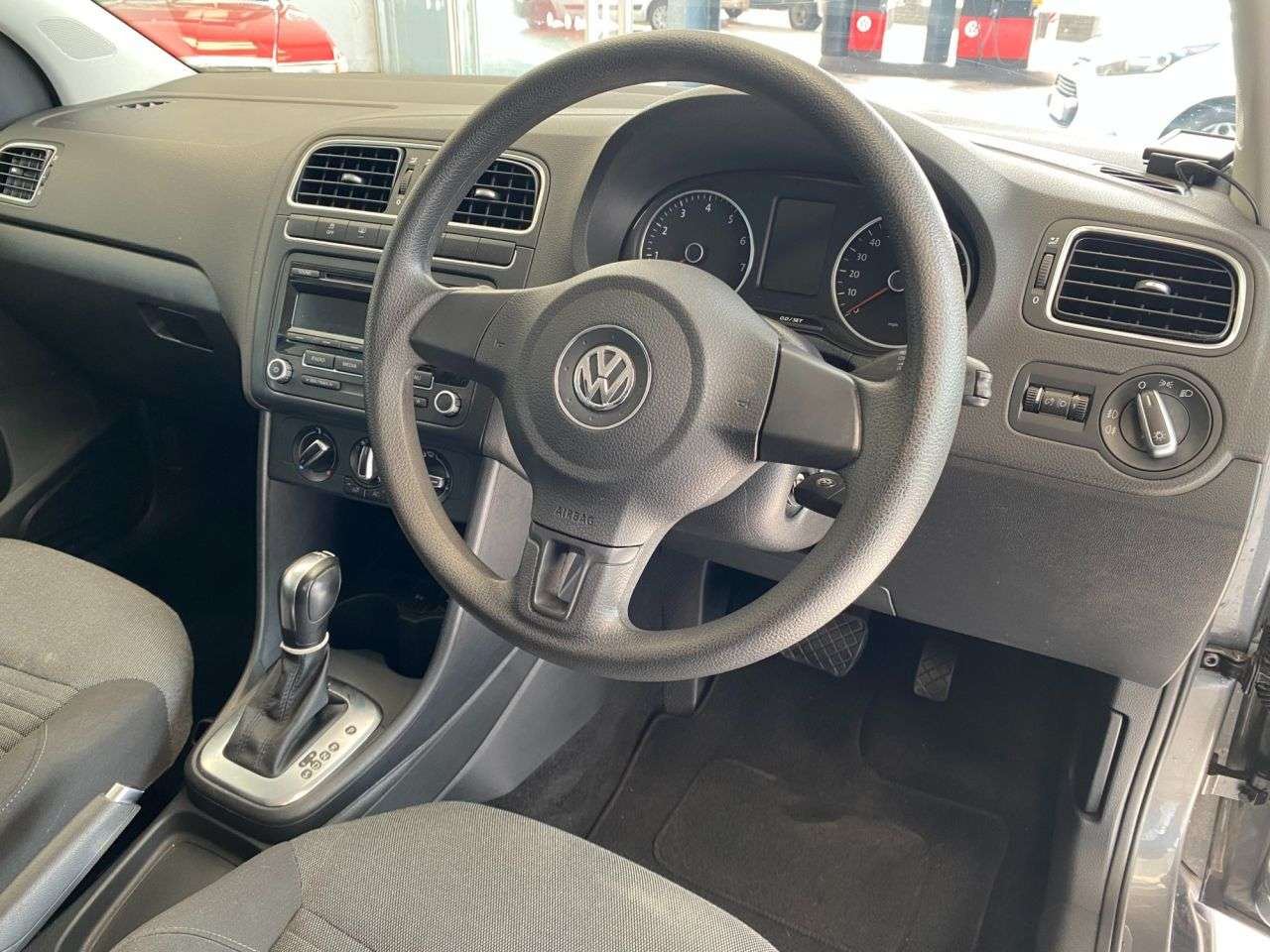 2014 VOLKSWAGEN POLO 2014 VOLKSWAGEN POLO