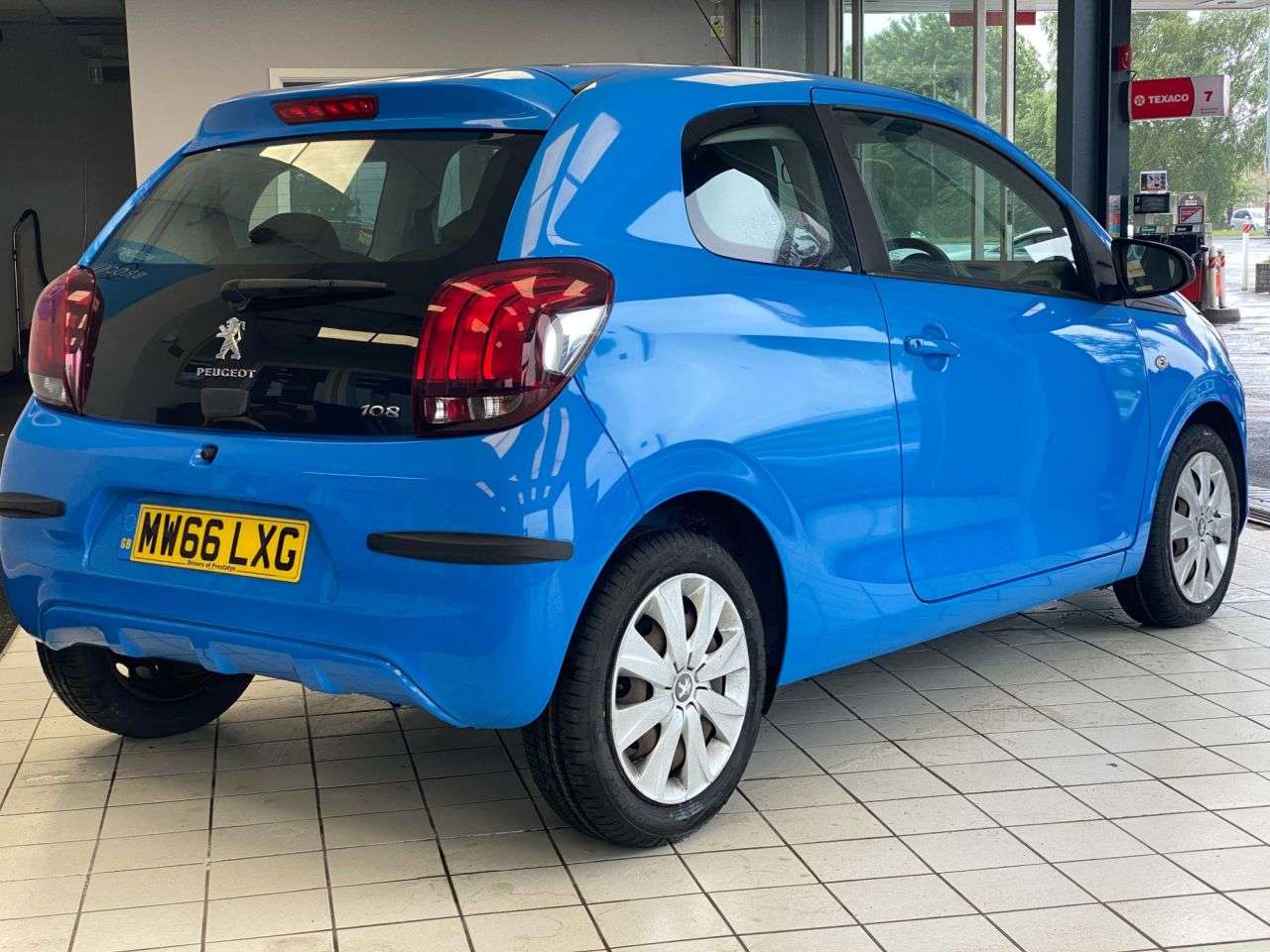 2016 PEUGEOT 108 2016 PEUGEOT 108