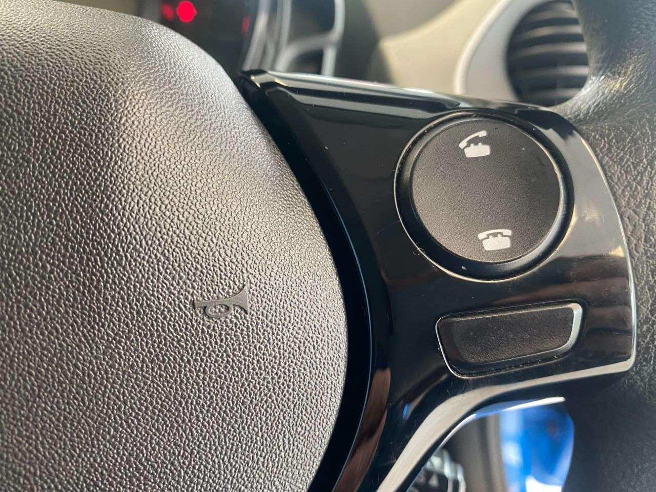 2016 PEUGEOT 108 2016 PEUGEOT 108