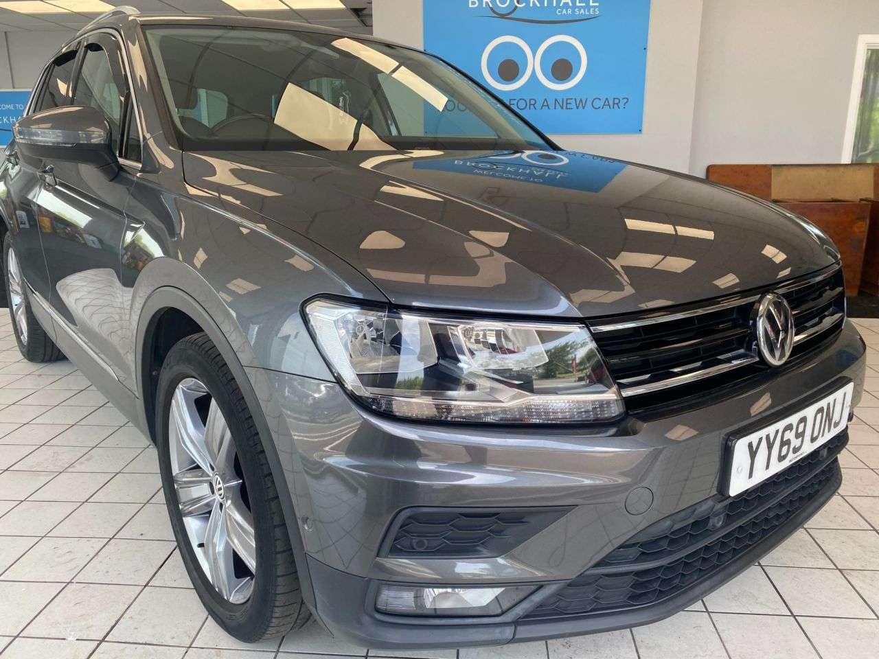 A 2019 VOLKSWAGEN TIGUAN 2.0 TDI Match SUV 5dr Diesel DSG Euro 6 (s/s) (150 ps) Stunning Car, Low Mi A 2019 VOLKSWAGEN TIGUAN 2.0 TDI Match SUV 5dr Diesel DSG Euro 6 (s/s) (150 ps) Stunning Car, Low Mi