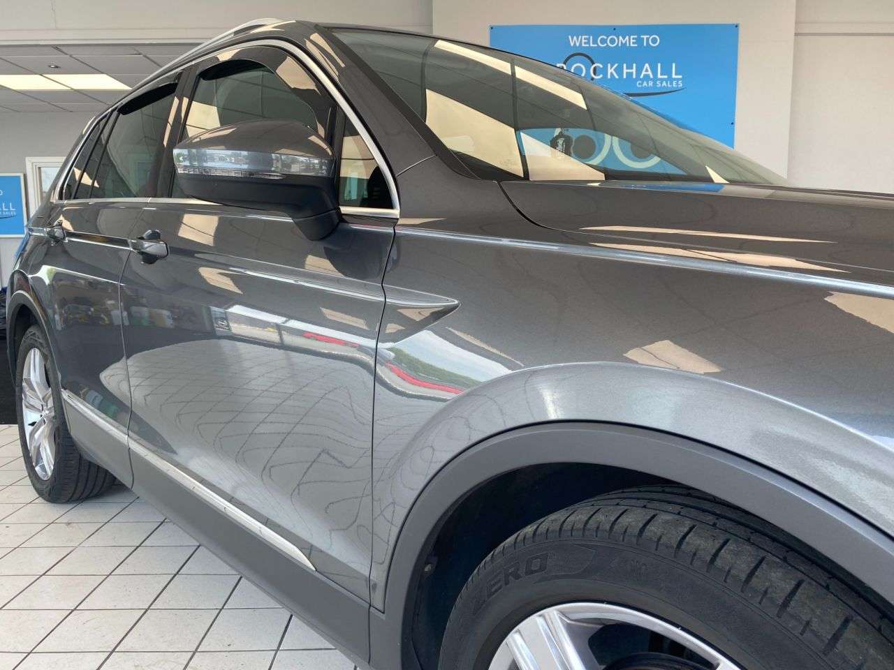 2019 VOLKSWAGEN TIGUAN 2019 VOLKSWAGEN TIGUAN