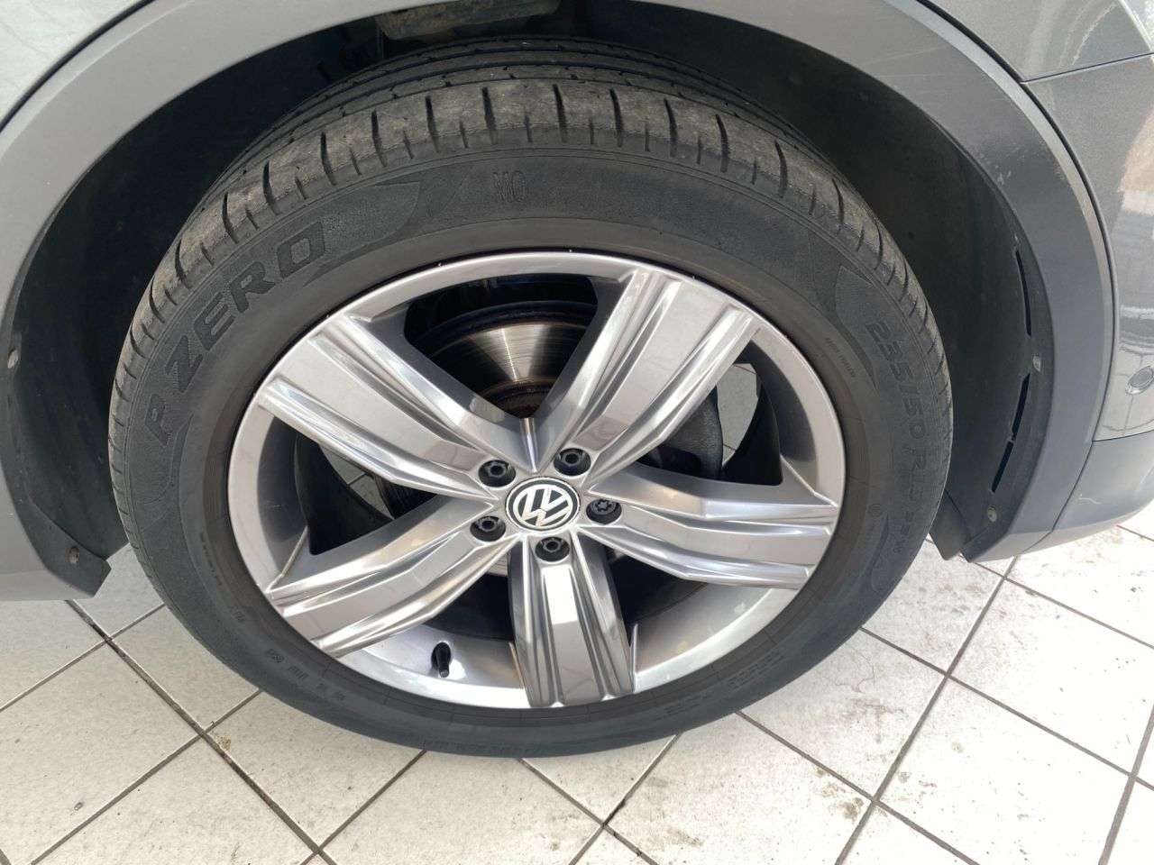 2019 VOLKSWAGEN TIGUAN 2019 VOLKSWAGEN TIGUAN