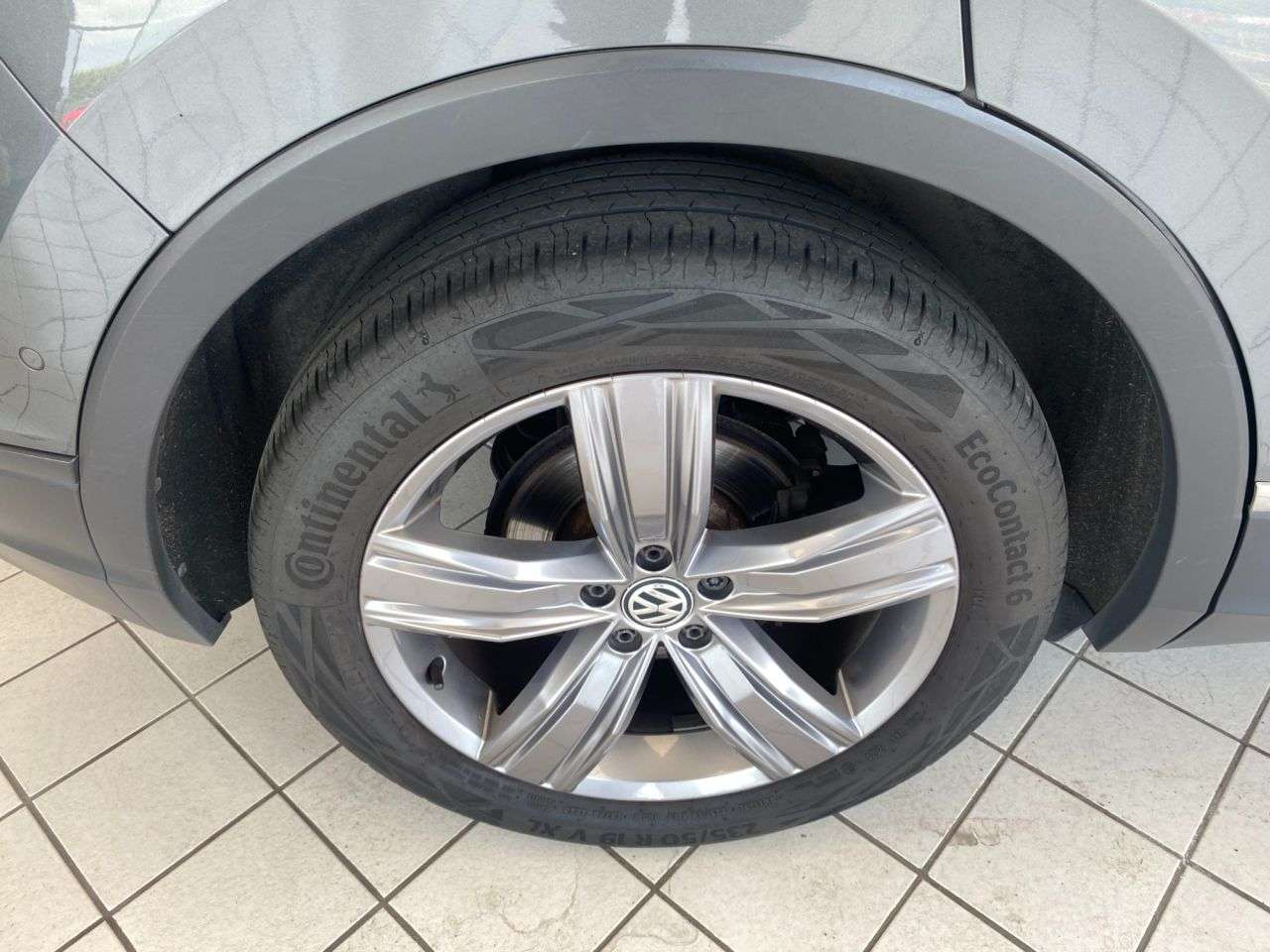 2019 VOLKSWAGEN TIGUAN 2019 VOLKSWAGEN TIGUAN