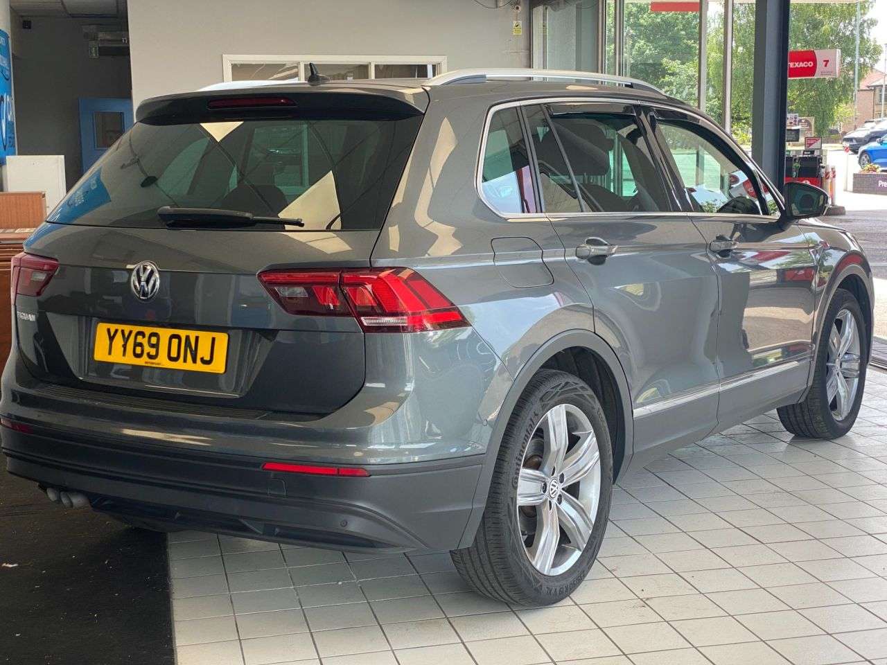 2019 VOLKSWAGEN TIGUAN 2019 VOLKSWAGEN TIGUAN