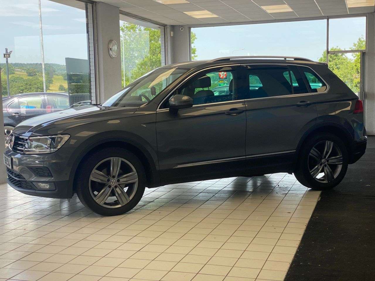2019 VOLKSWAGEN TIGUAN 2019 VOLKSWAGEN TIGUAN
