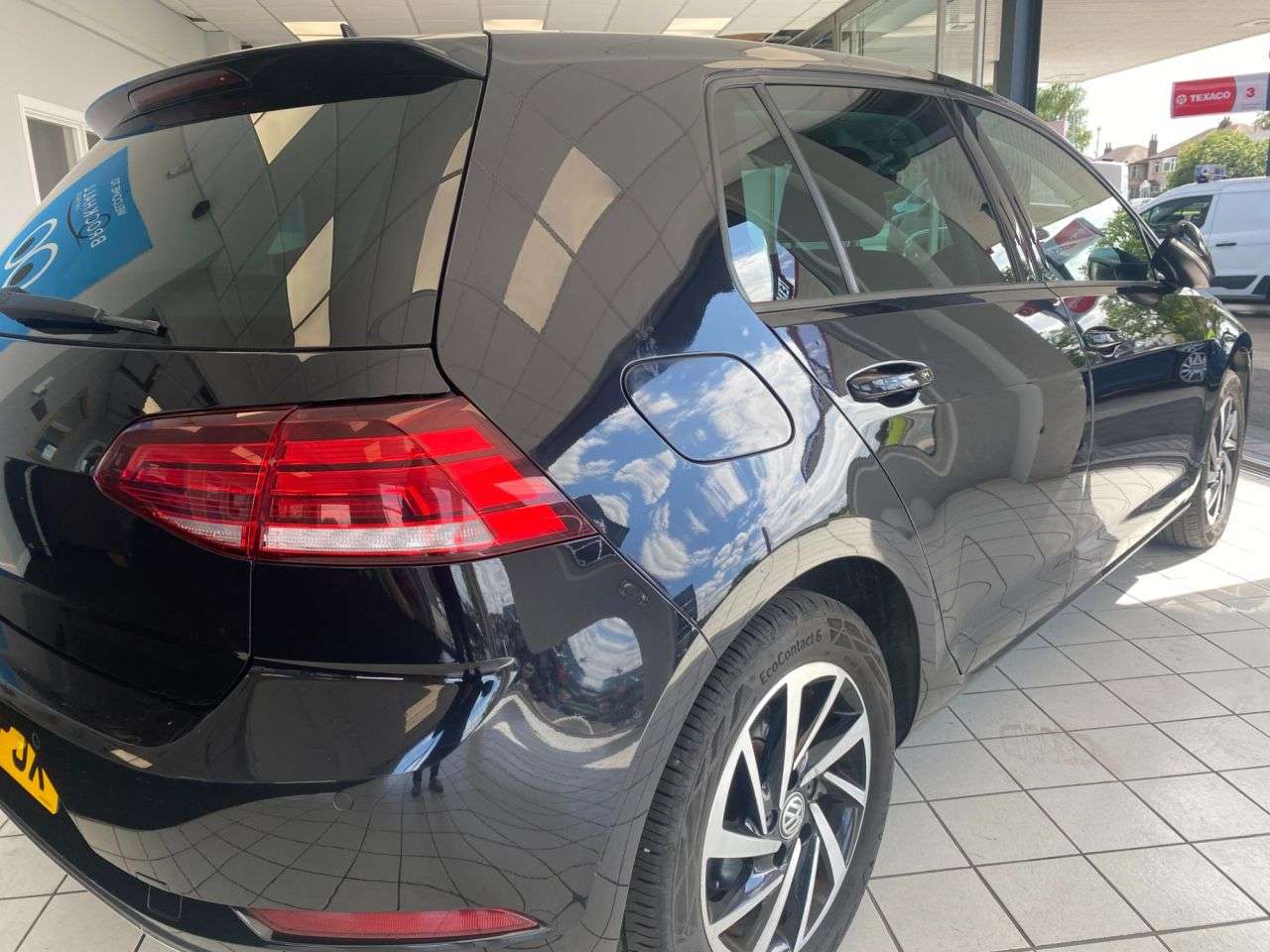 2020 VOLKSWAGEN GOLF 2020 VOLKSWAGEN GOLF