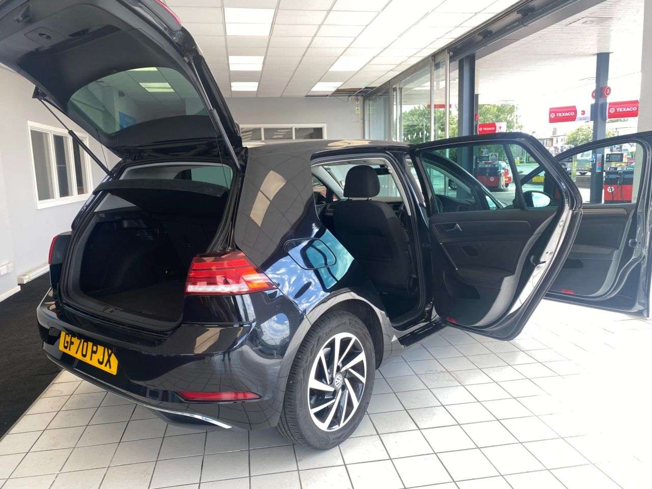 2020 VOLKSWAGEN GOLF 2020 VOLKSWAGEN GOLF