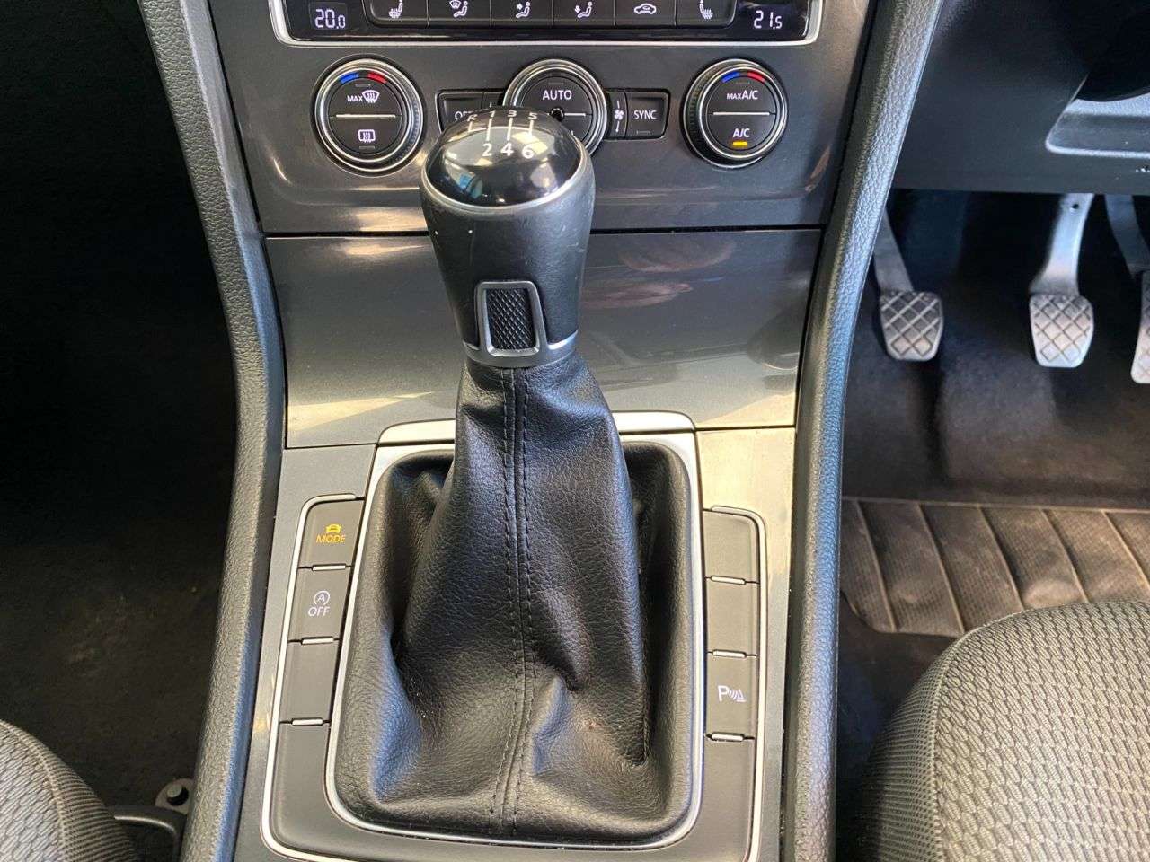 2020 VOLKSWAGEN GOLF 2020 VOLKSWAGEN GOLF