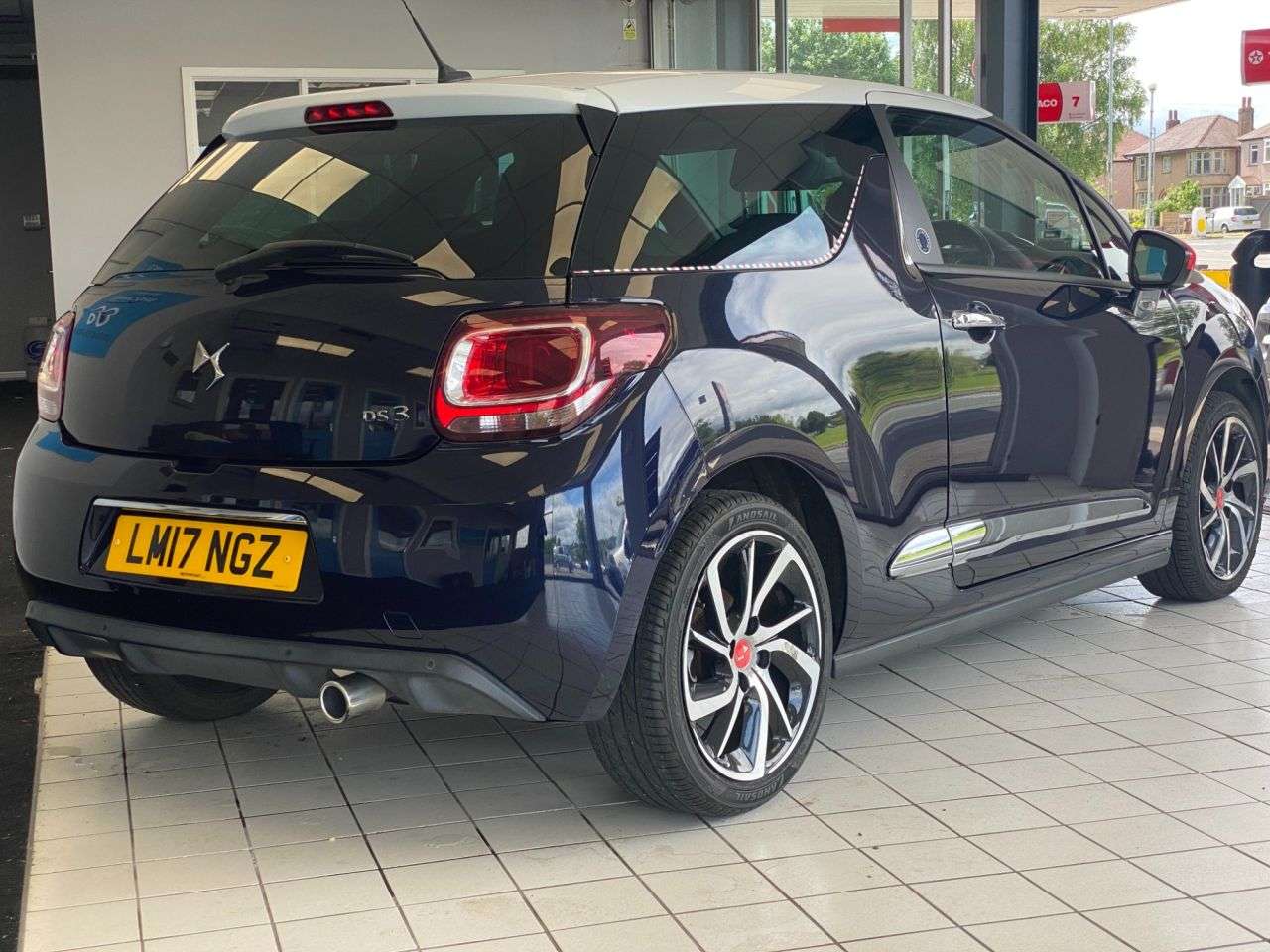 2017 DS AUTOMOBILES DS 3 2017 DS AUTOMOBILES DS 3