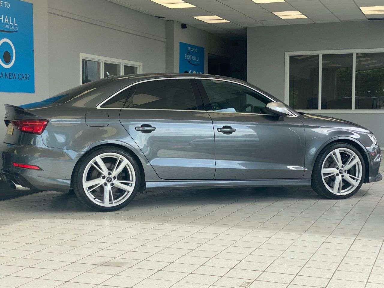 2017 AUDI RS3 2017 AUDI RS3