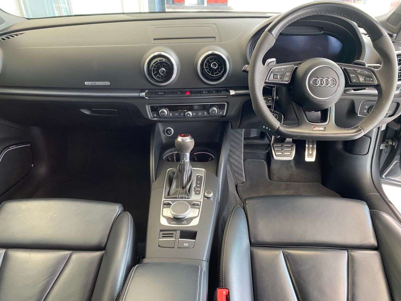 2017 AUDI RS3 2017 AUDI RS3