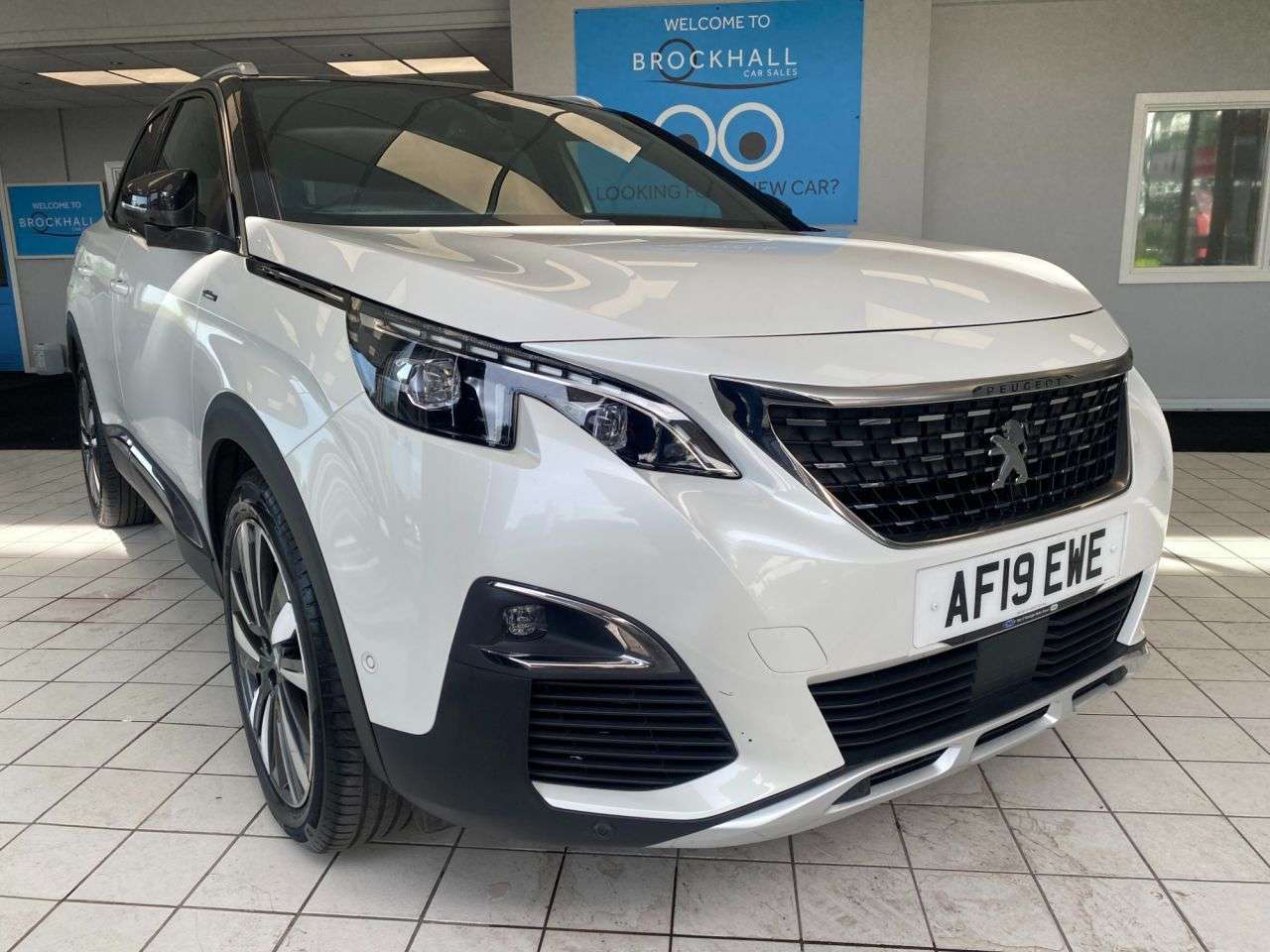 A 2019 PEUGEOT 3008 1.6 PureTech GT Line Premium SUV 5dr Petrol EAT Euro 6 (s/s) (180 ps) FULL A 2019 PEUGEOT 3008 1.6 PureTech GT Line Premium SUV 5dr Petrol EAT Euro 6 (s/s) (180 ps) FULL