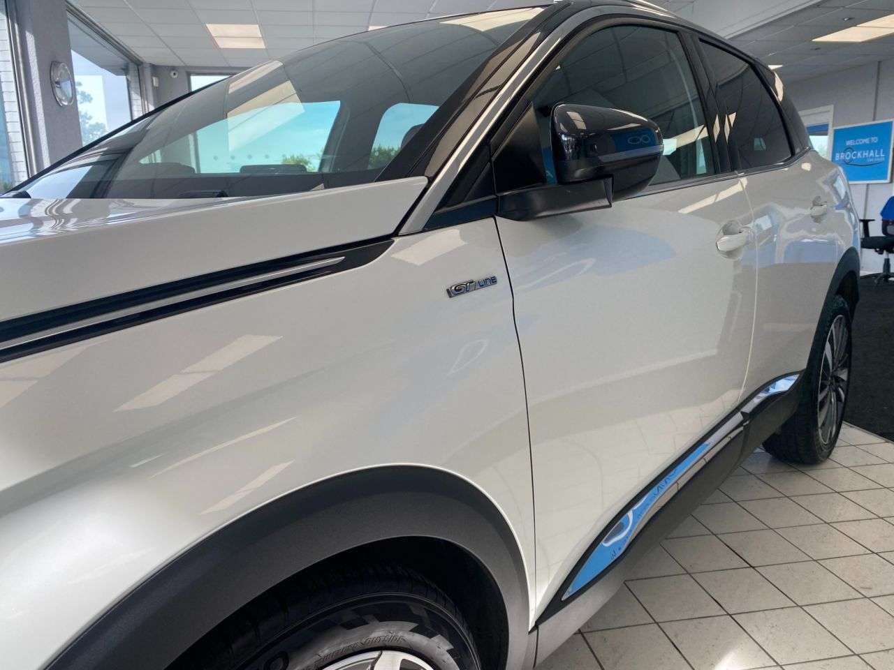 2019 PEUGEOT 3008 2019 PEUGEOT 3008