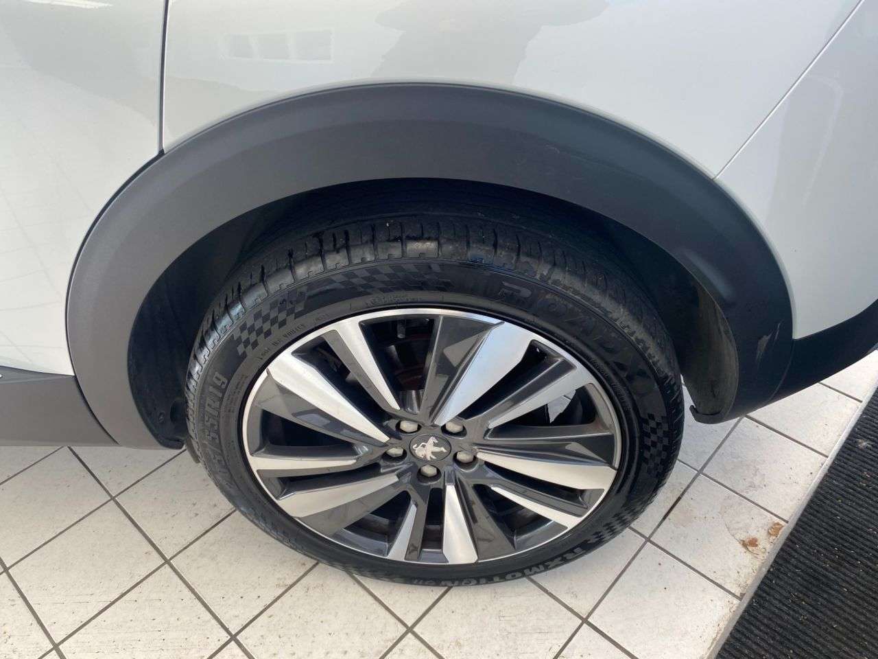2019 PEUGEOT 3008 2019 PEUGEOT 3008