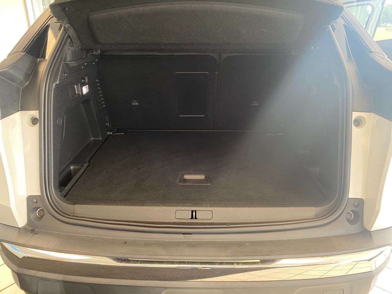 2019 PEUGEOT 3008 2019 PEUGEOT 3008