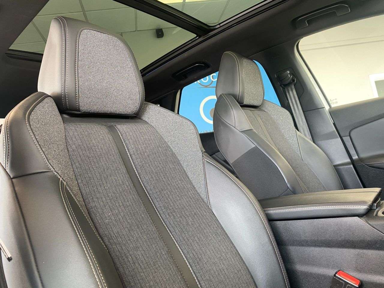 2019 PEUGEOT 3008 2019 PEUGEOT 3008