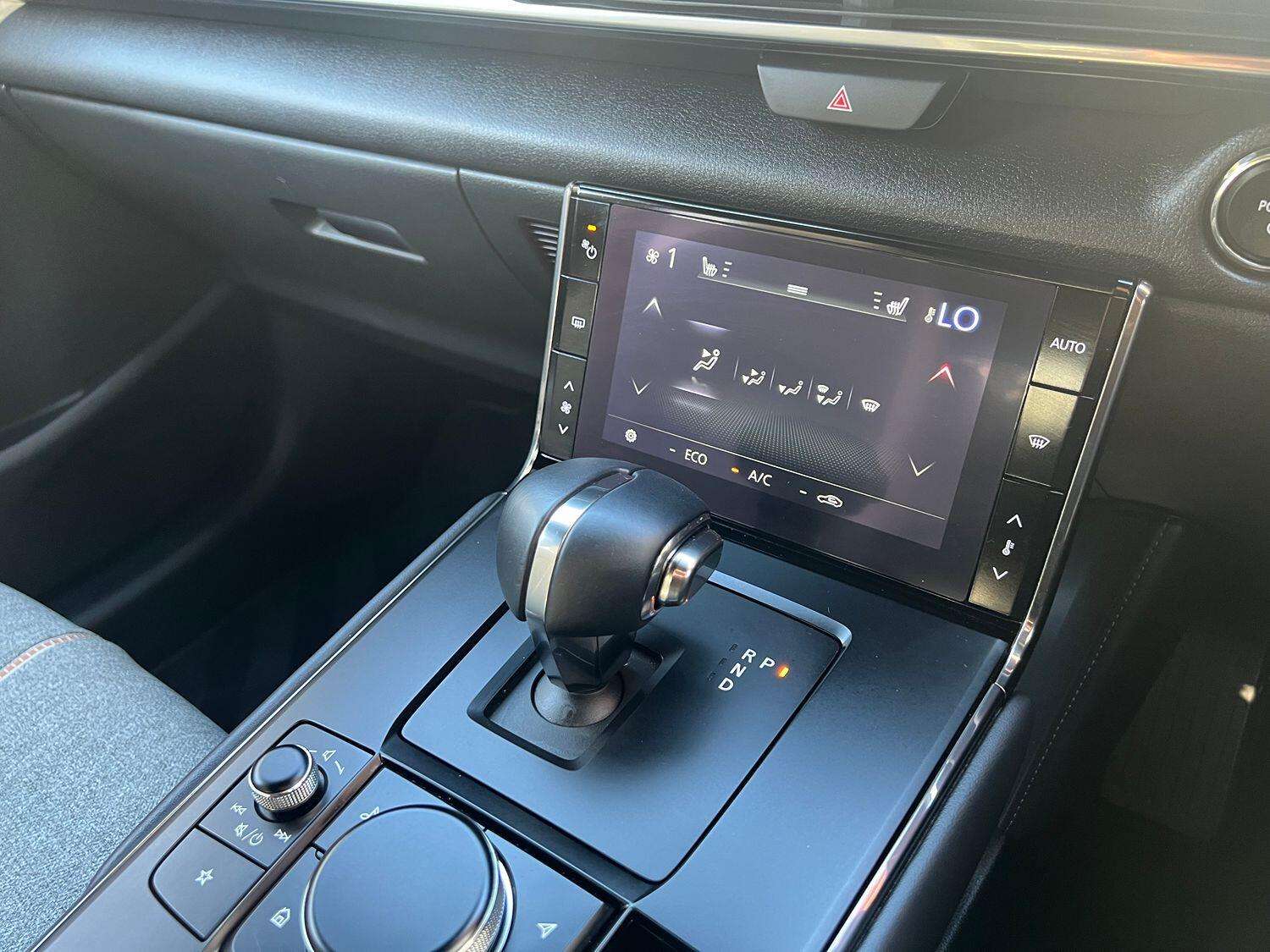 2022 MAZDA MX-30 2022 MAZDA MX-30