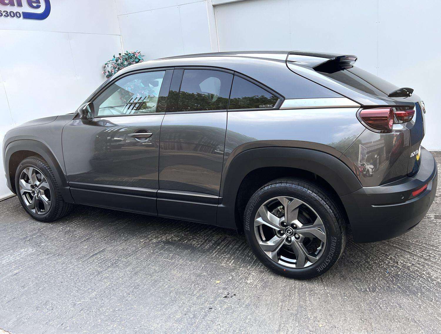 2022 MAZDA MX-30 2022 MAZDA MX-30