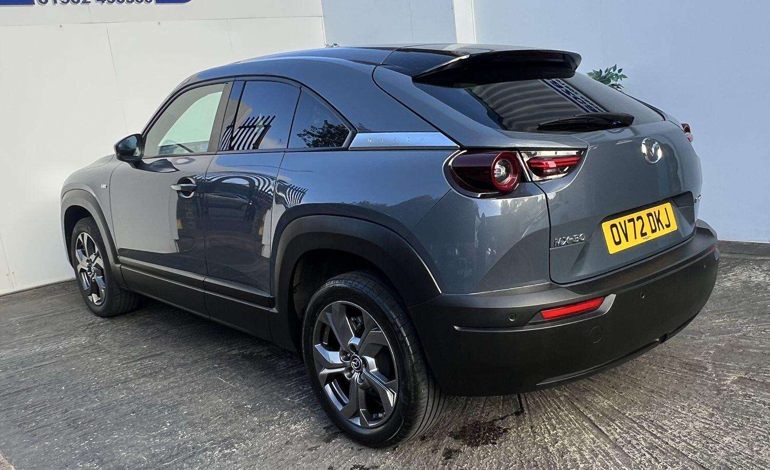 2022 MAZDA MX-30 2022 MAZDA MX-30