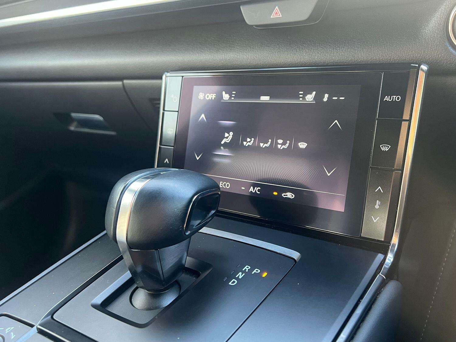 2022 MAZDA MX-30 2022 MAZDA MX-30