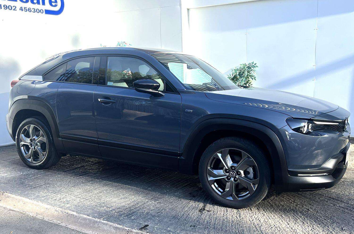 2022 MAZDA MX-30 2022 MAZDA MX-30