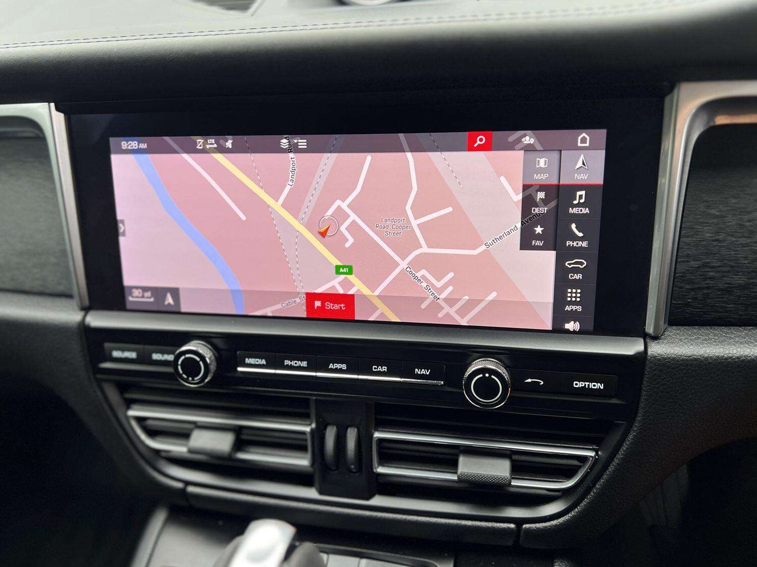 2021 PORSCHE MACAN 2021 PORSCHE MACAN