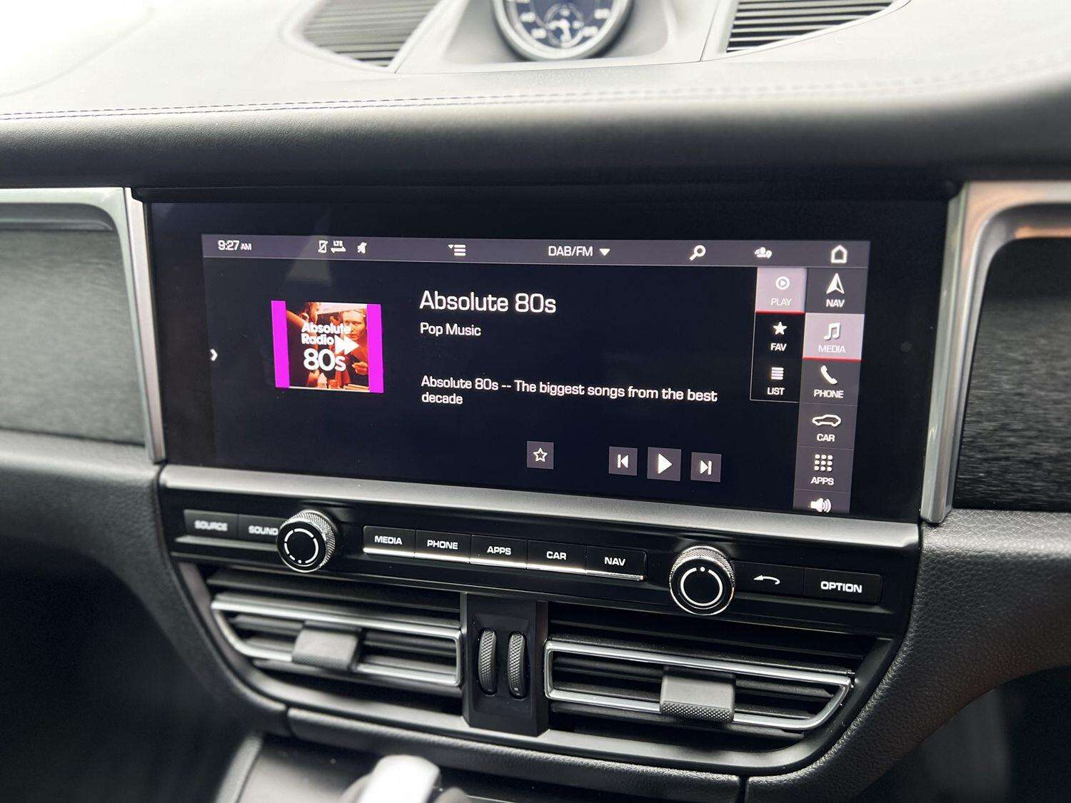 2021 PORSCHE MACAN 2021 PORSCHE MACAN