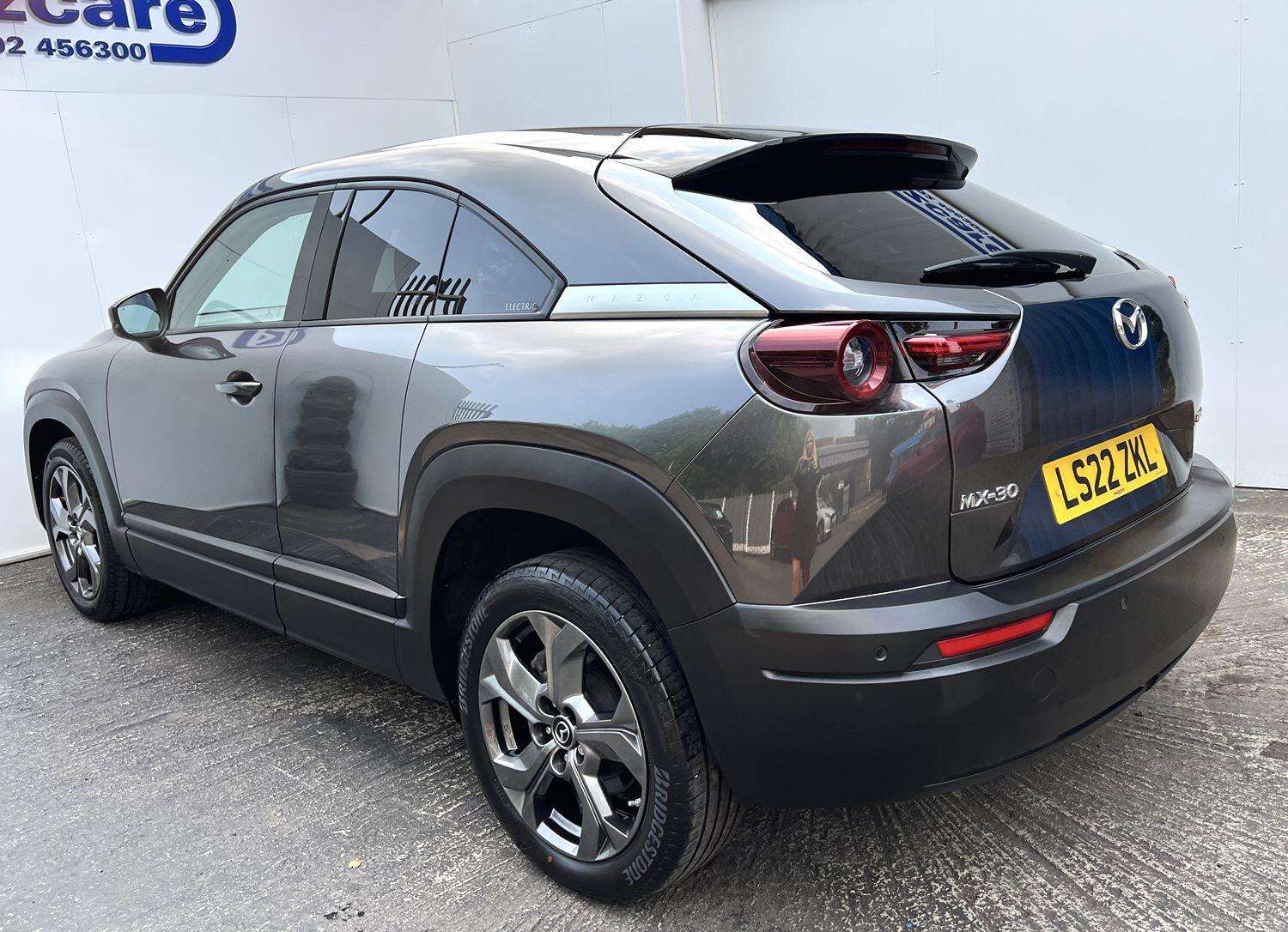 2022 MAZDA MX-30 2022 MAZDA MX-30