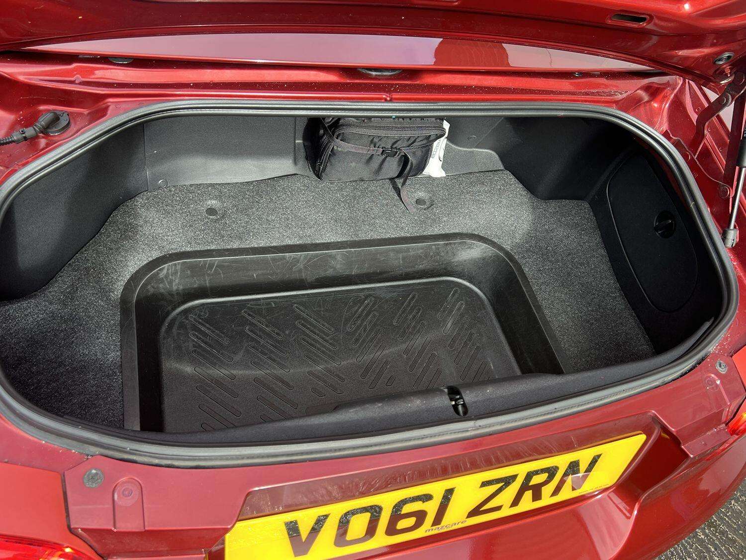 2011 MAZDA MX-5 2011 MAZDA MX-5