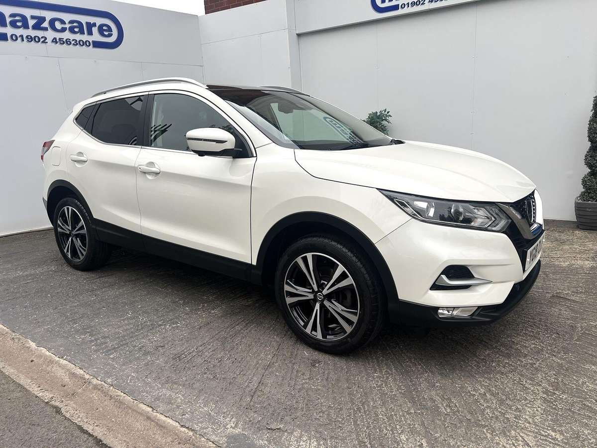 Check out this Nissan Qashqai 2018 Petrol Manual