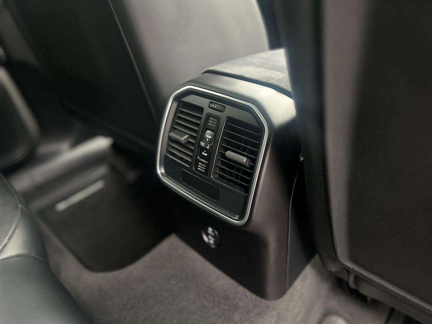 2021 PORSCHE MACAN 2021 PORSCHE MACAN