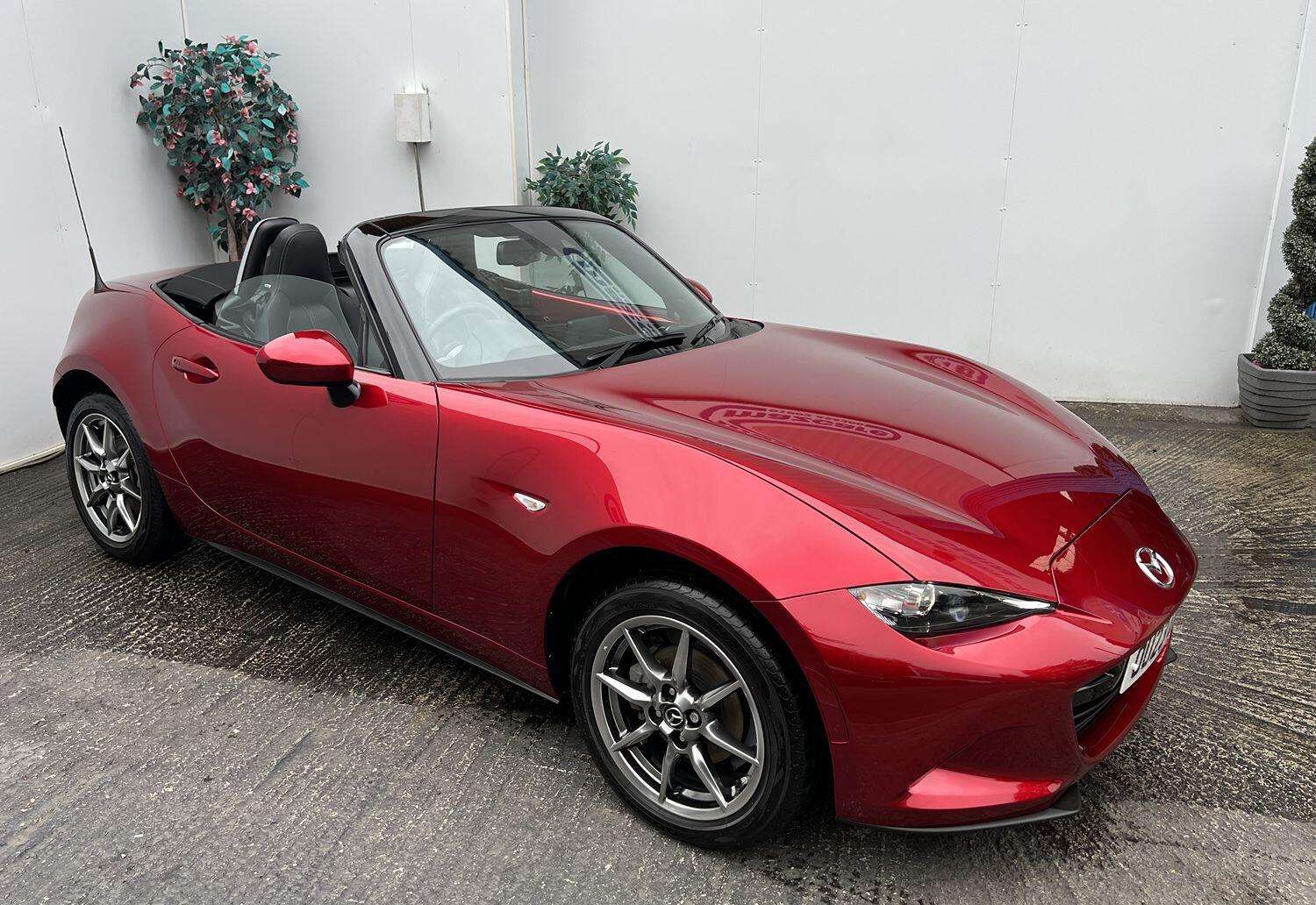 2023 MAZDA MX-5 2023 MAZDA MX-5