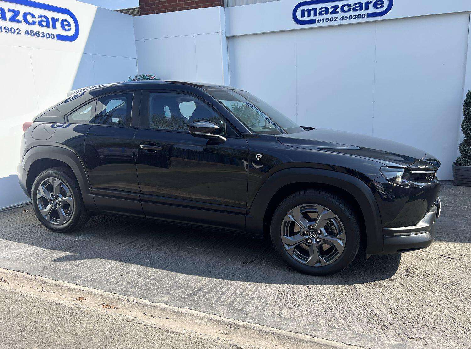 2024 MAZDA MX-30 2024 MAZDA MX-30