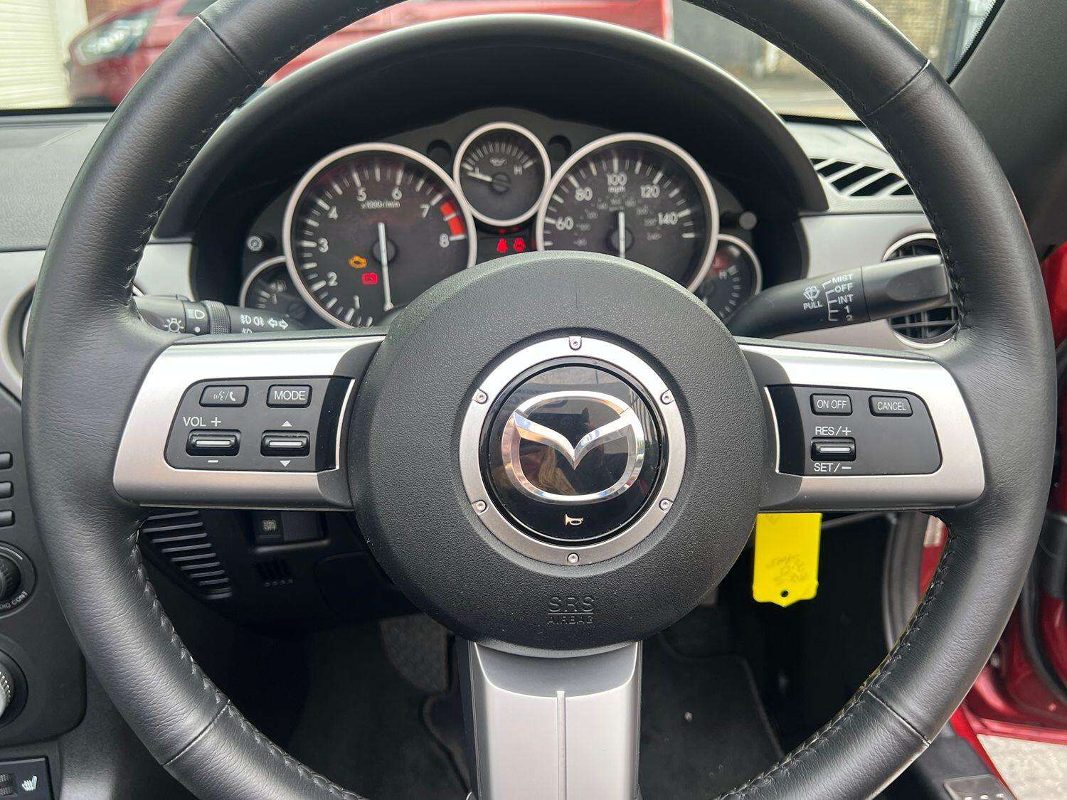 2011 MAZDA MX-5 2011 MAZDA MX-5
