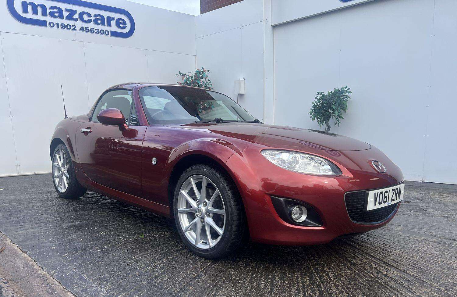 2011 MAZDA MX-5 2011 MAZDA MX-5