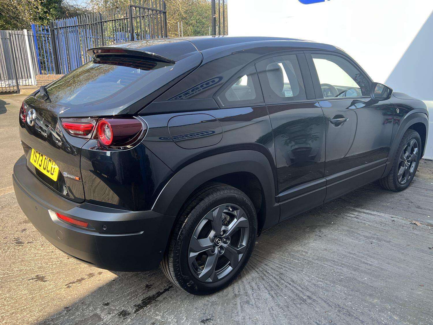 2024 MAZDA MX-30 2024 MAZDA MX-30