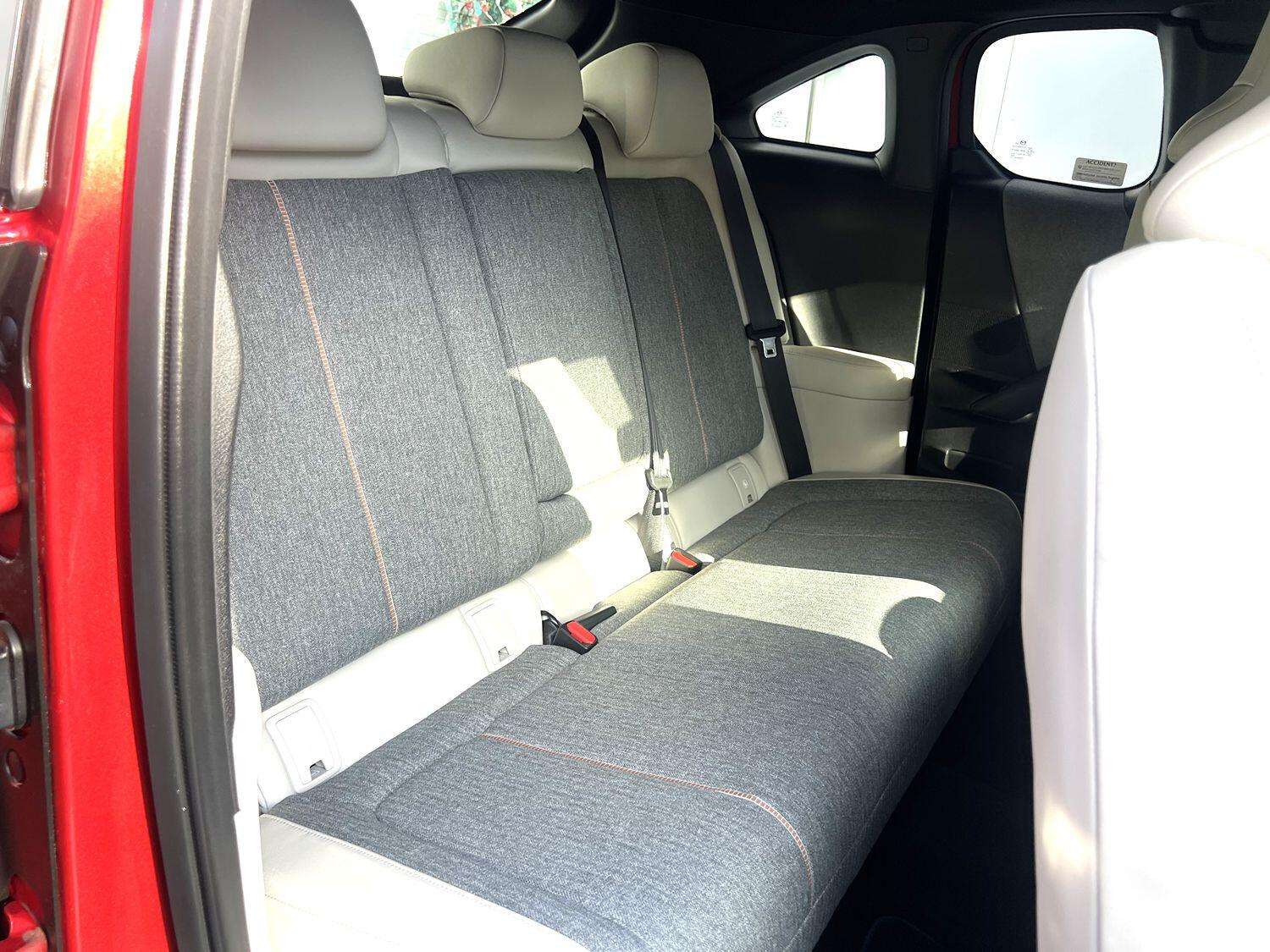 2022 MAZDA MX-30 2022 MAZDA MX-30