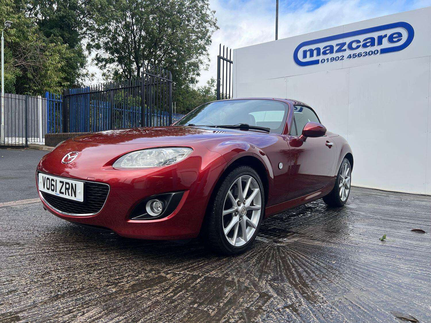 2011 MAZDA MX-5 2011 MAZDA MX-5