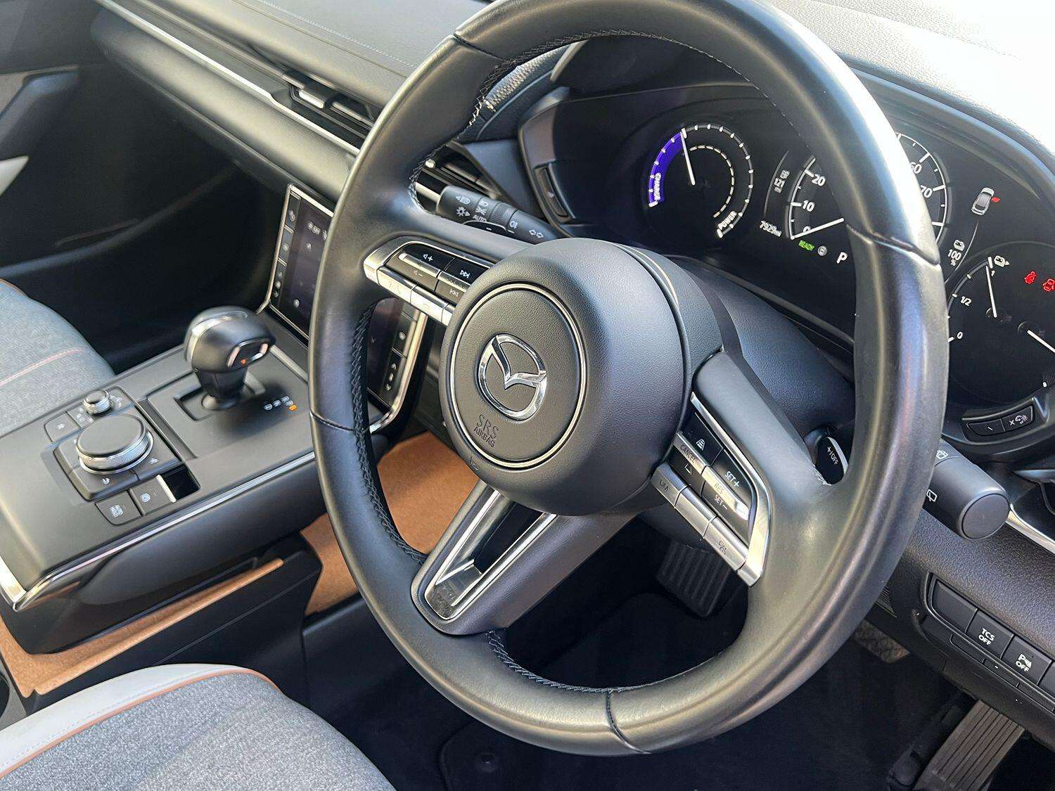 2022 MAZDA MX-30 2022 MAZDA MX-30