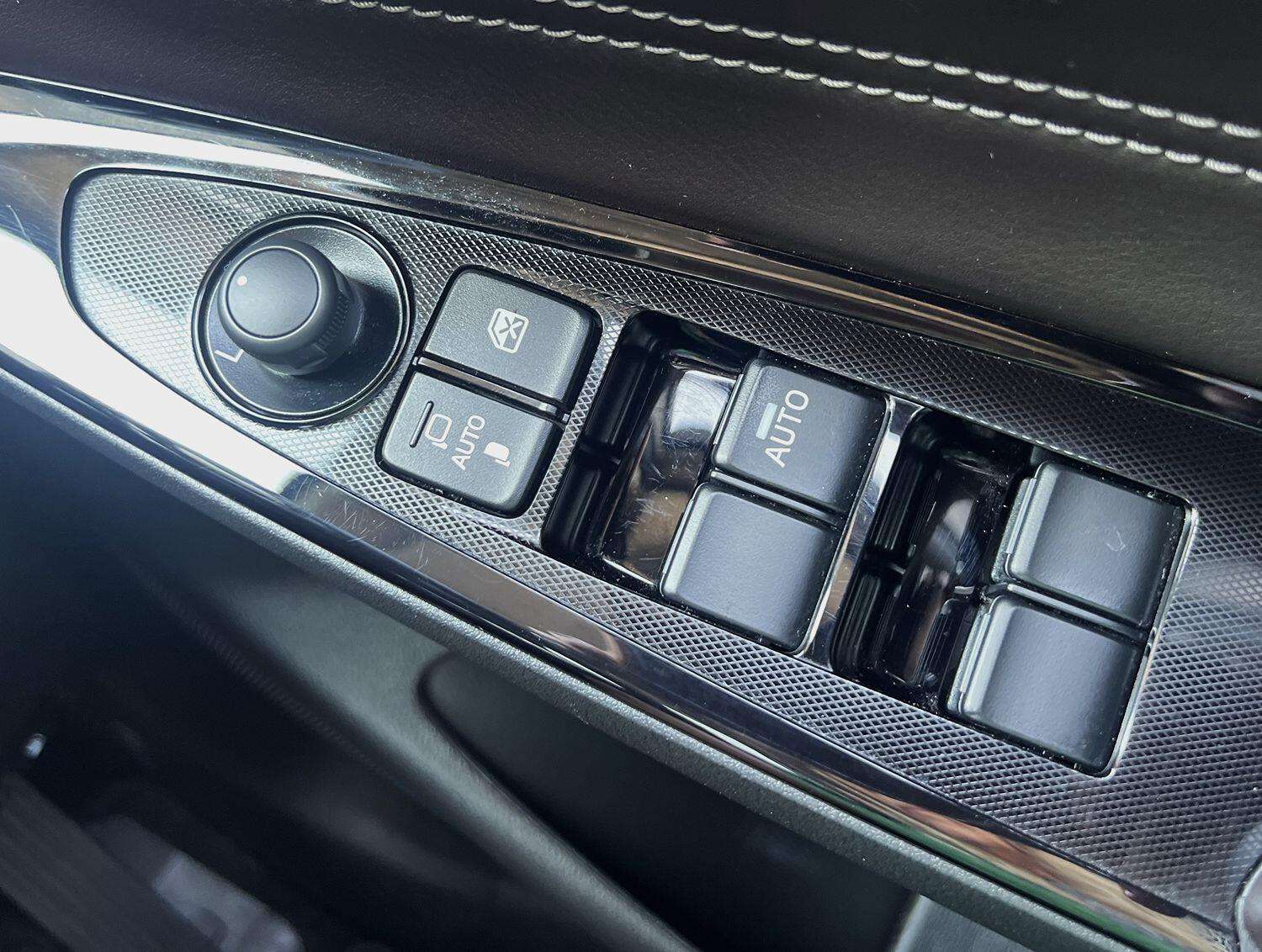 2019 MAZDA MAZDA2 2019 MAZDA MAZDA2