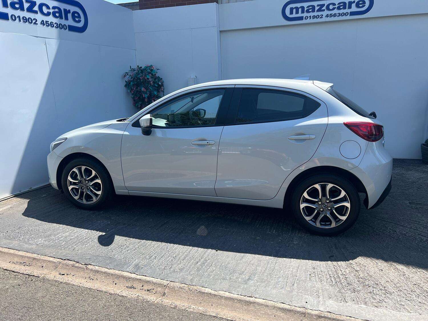 2019 MAZDA MAZDA2 2019 MAZDA MAZDA2